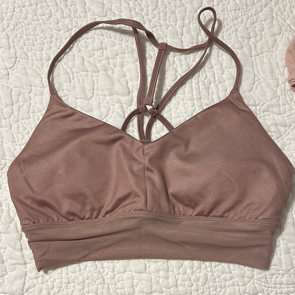 ALO Yoga light purple Sports Bra